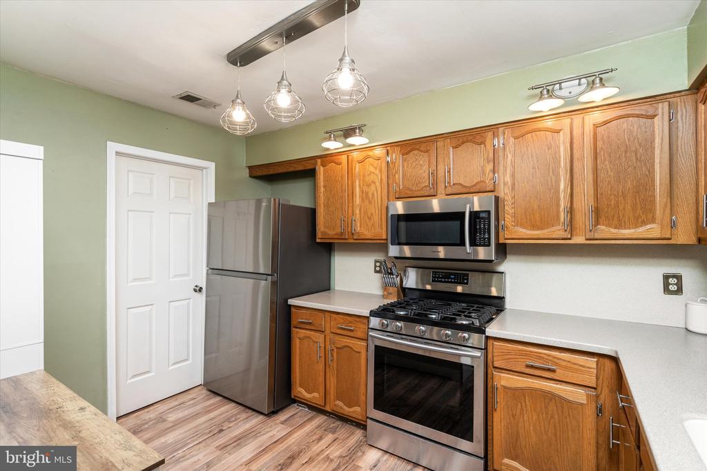 8 KENNEBEC COURT