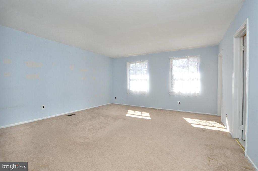 37 WENTWOOD COURT