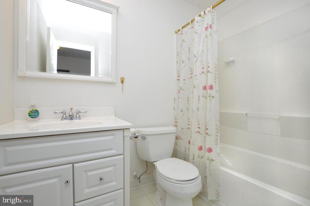 37 WENTWOOD COURT