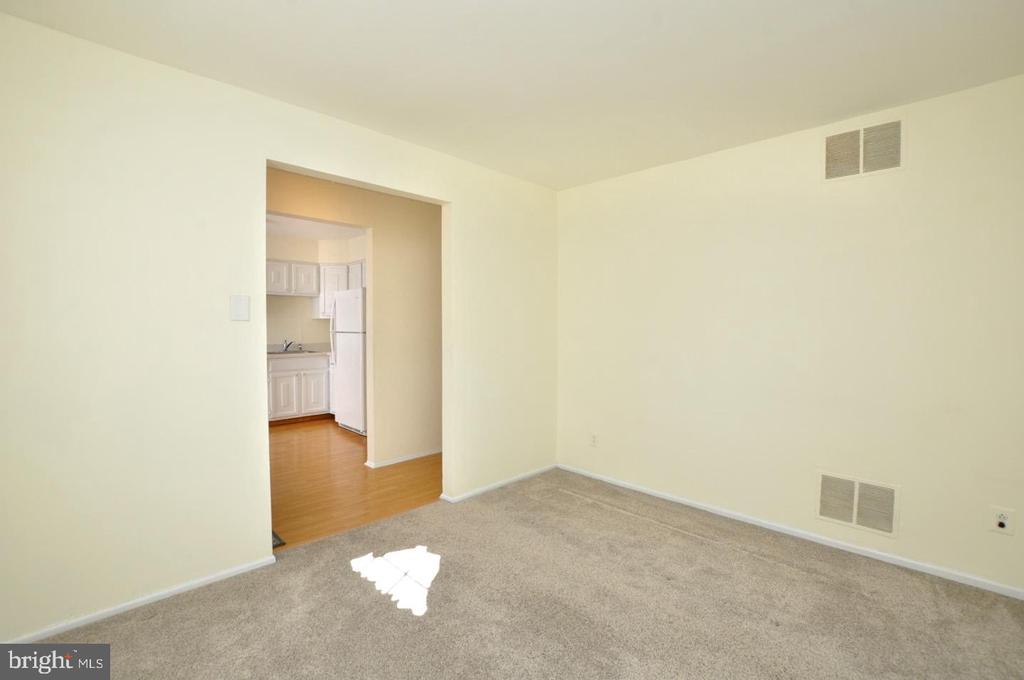 37 WENTWOOD COURT
