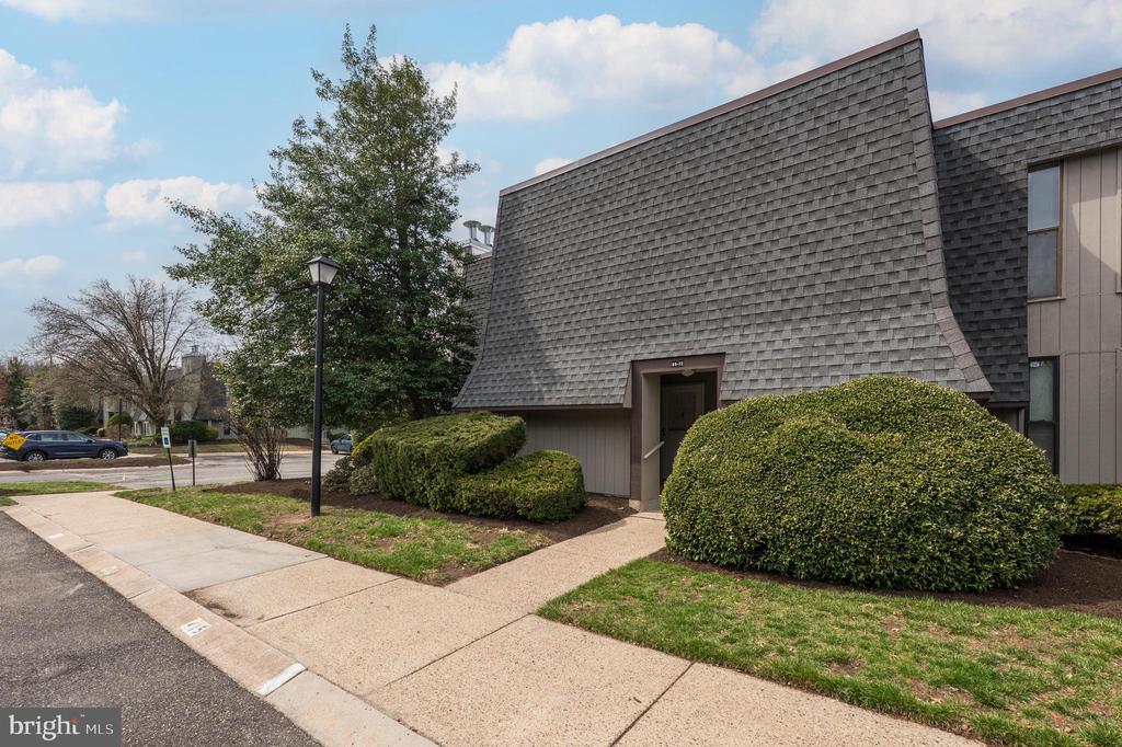 25 S CHURCH ROAD Unit: 72