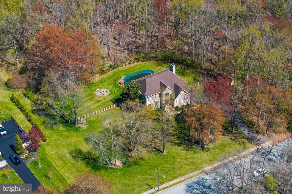 23 HOLLY DRIVE