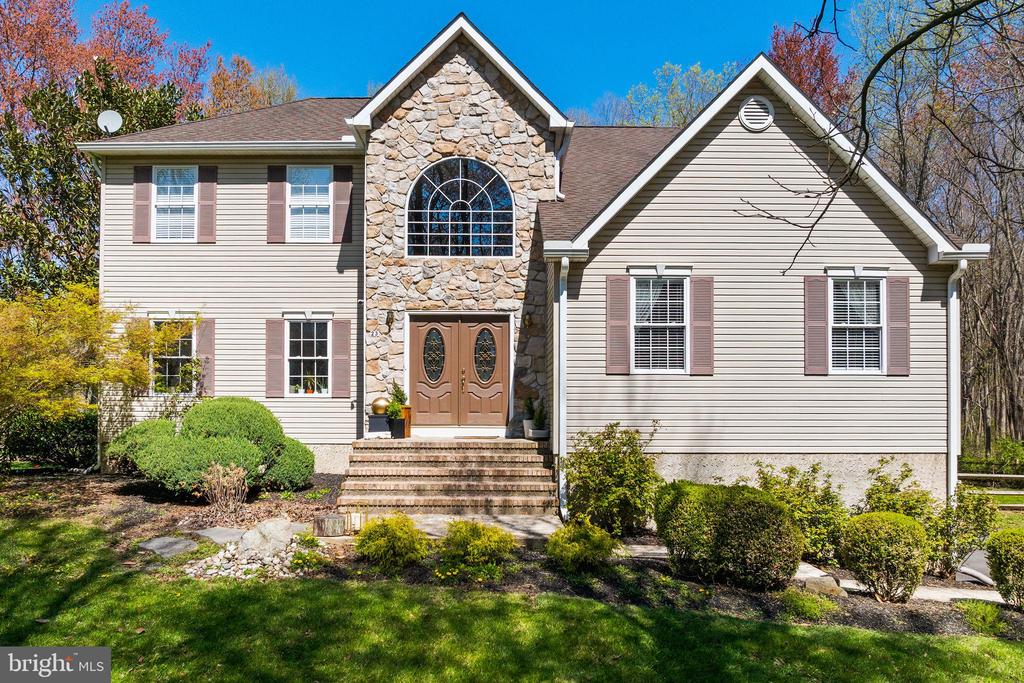 23 HOLLY DRIVE
