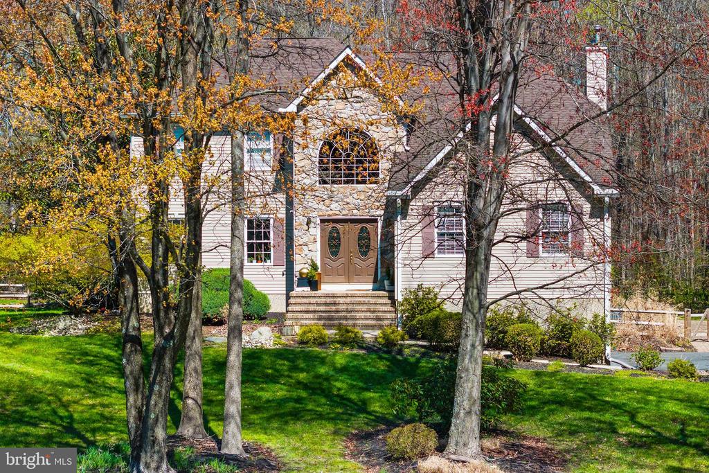 23 HOLLY DRIVE
