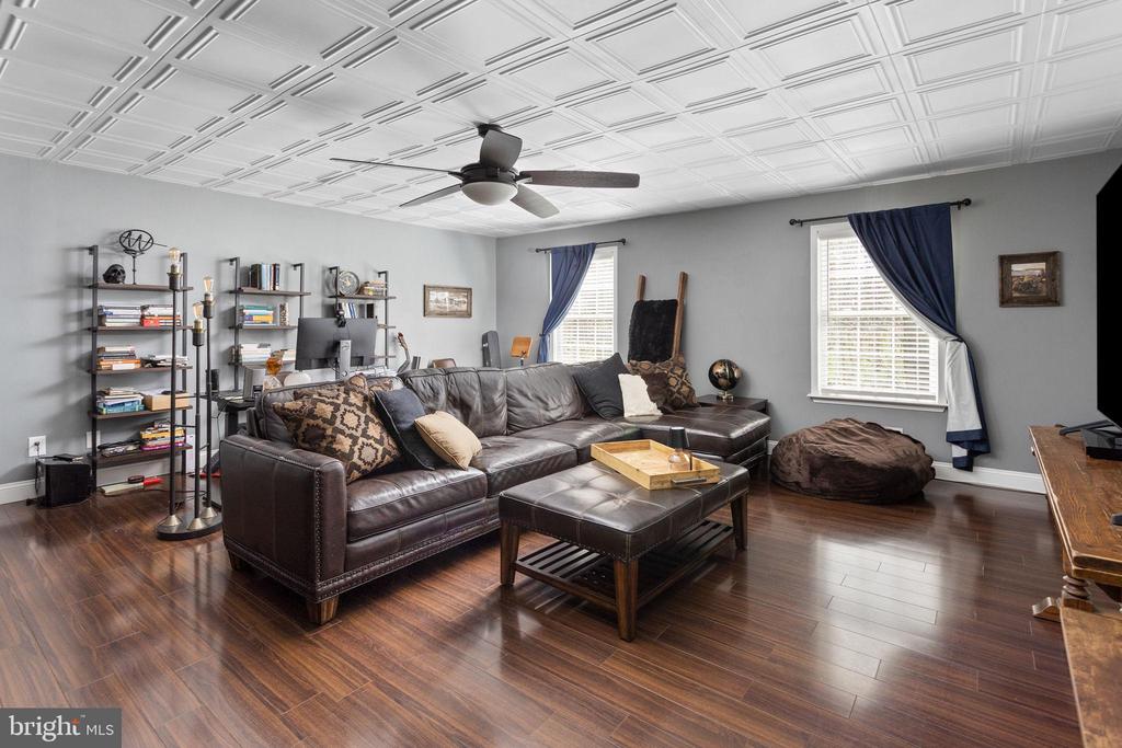 23 HOLLY DRIVE