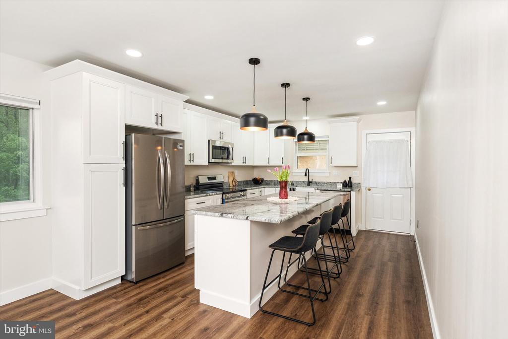 203 COVILLE DRIVE
