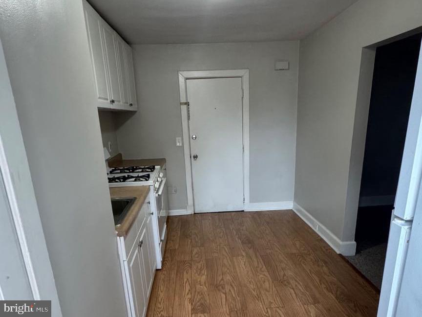 132 FARNSWORTH AVENUE Unit: 2