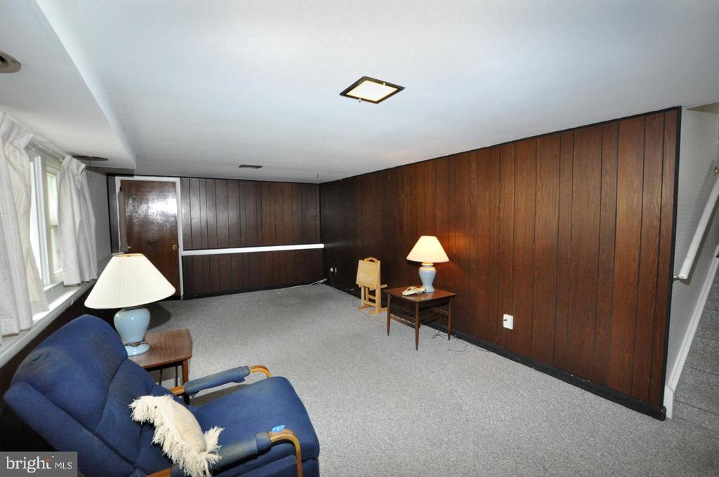 811 FORDHAM STREET