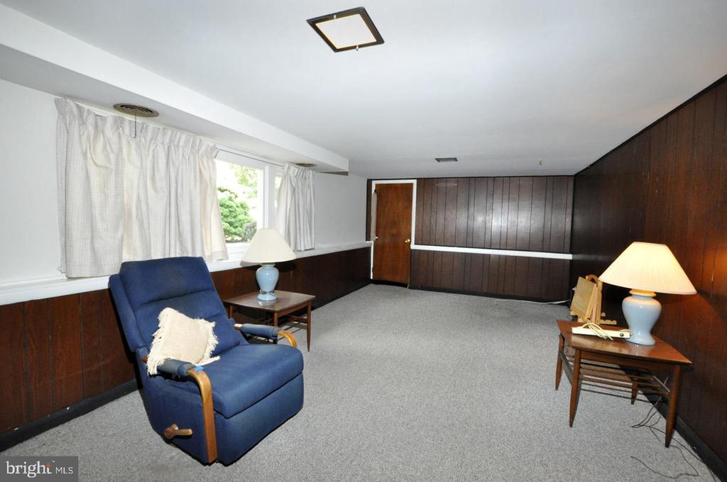 811 FORDHAM STREET