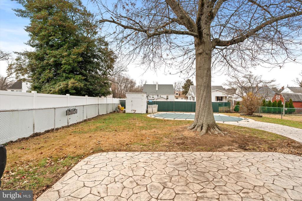 5 BAIRD AVENUE