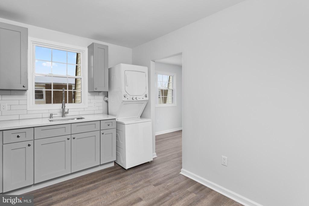20 FLORENCE TOLLGATE