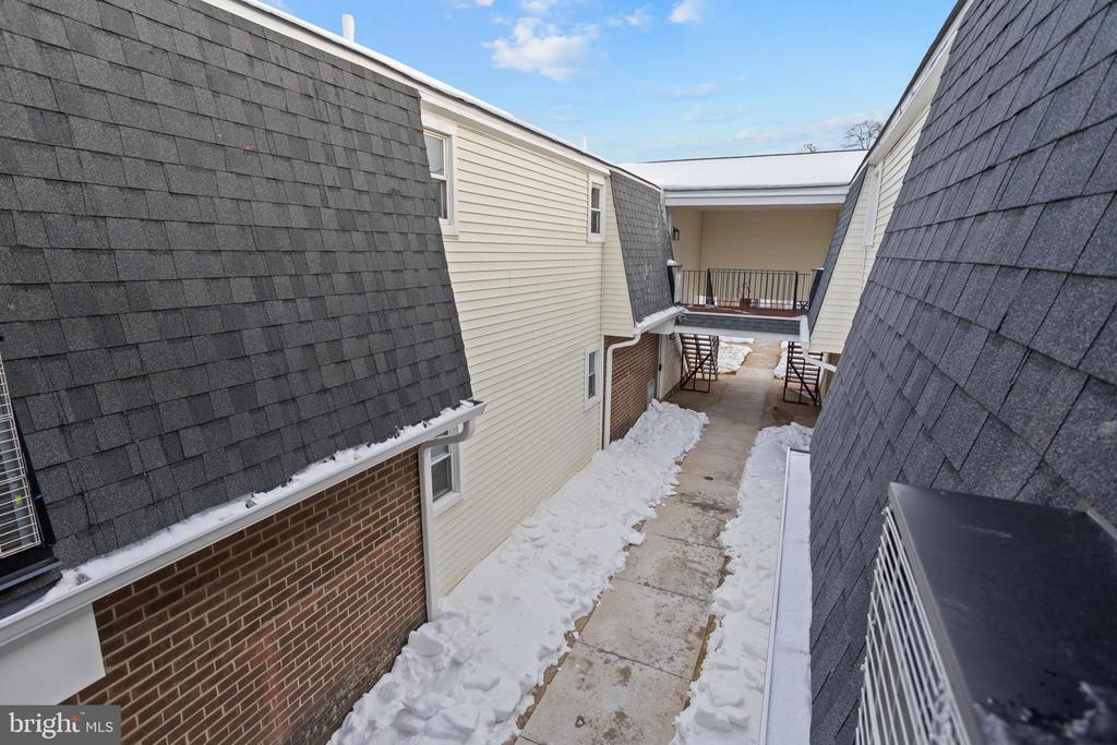 20 FLORENCE TOLLGATE