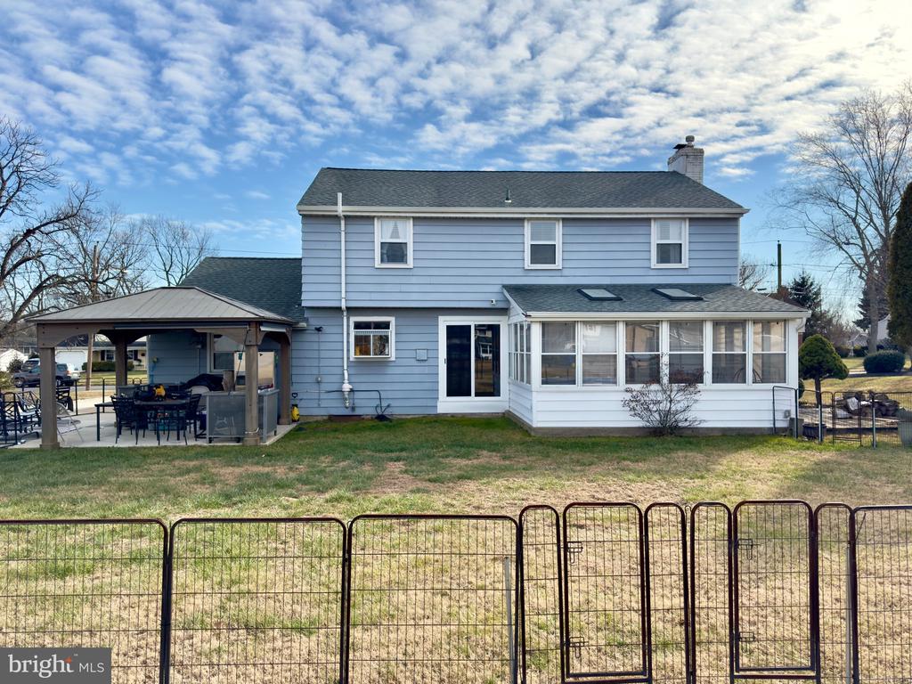 819 HERITAGE ROAD