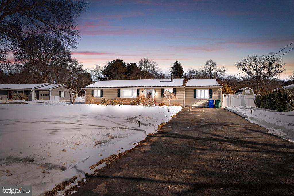 387 CHESTERFIELD-JACOBSTOWN ROAD
