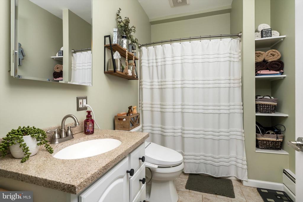 387 CHESTERFIELD-JACOBSTOWN ROAD