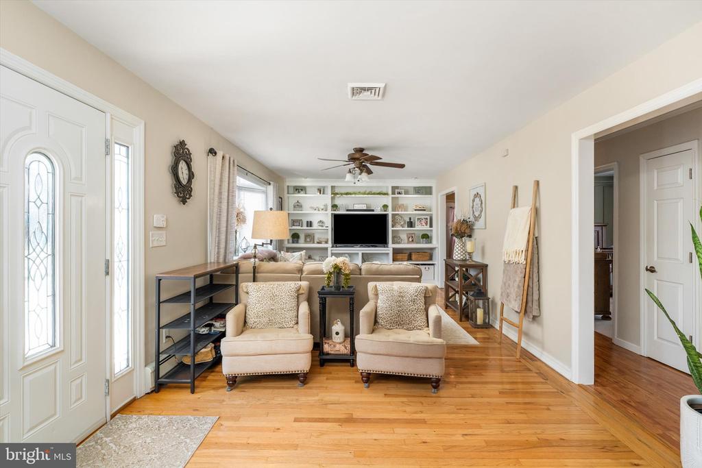 387 CHESTERFIELD-JACOBSTOWN ROAD