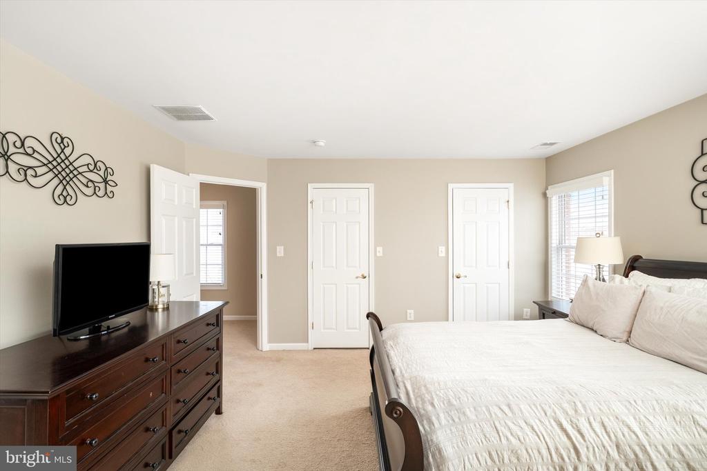 25 SADDLE WAY