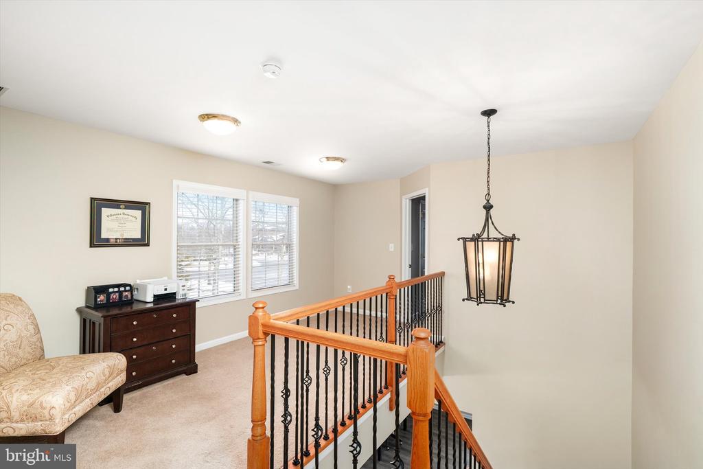 25 SADDLE WAY
