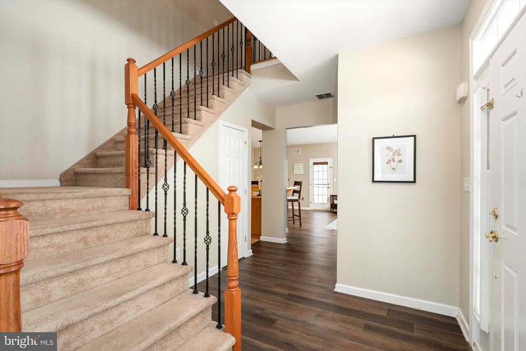 25 SADDLE WAY