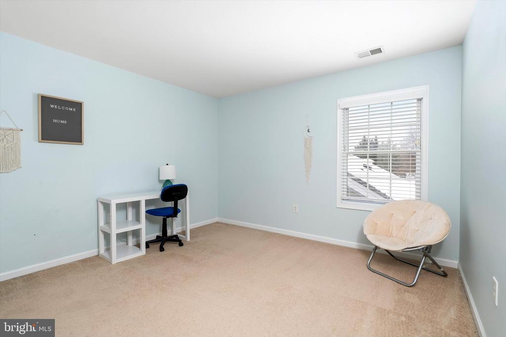 25 SADDLE WAY