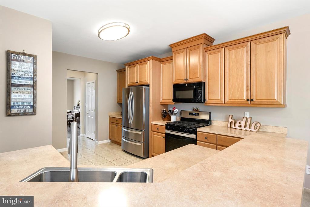 25 SADDLE WAY