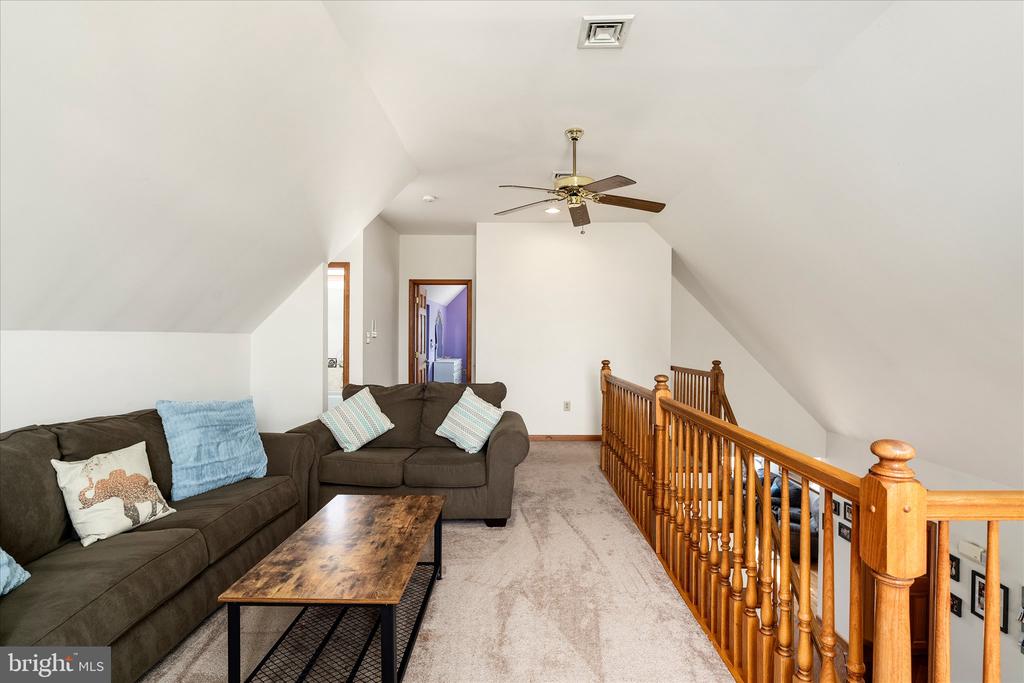 282 CHESTERFIELD JACOBSTOWN ROAD