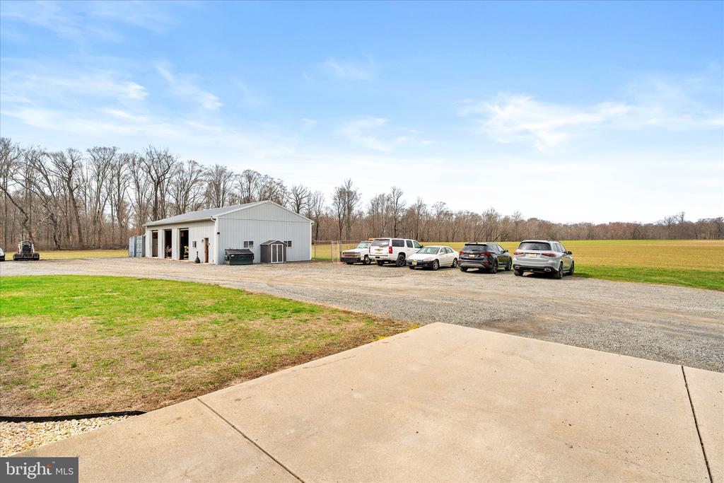 282 CHESTERFIELD JACOBSTOWN ROAD