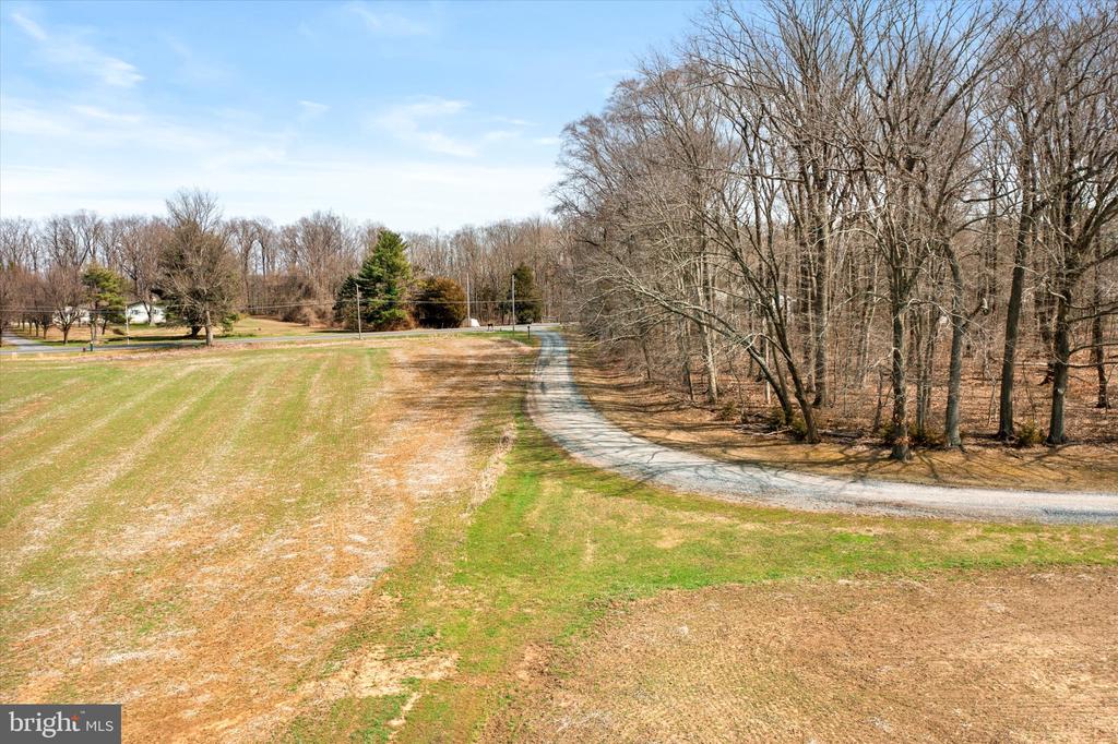 282 CHESTERFIELD JACOBSTOWN ROAD