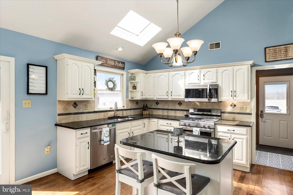 282 CHESTERFIELD JACOBSTOWN ROAD