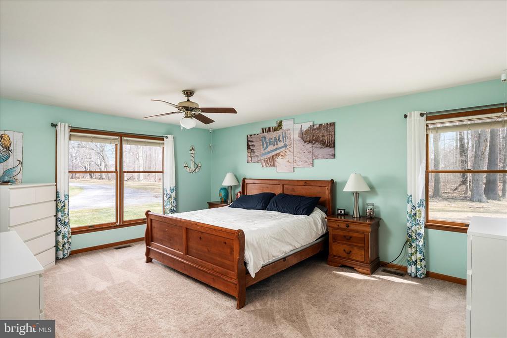 282 CHESTERFIELD JACOBSTOWN ROAD