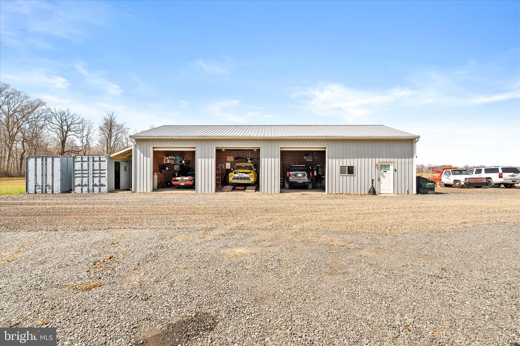 282 CHESTERFIELD JACOBSTOWN ROAD