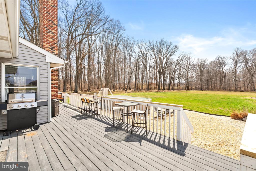 282 CHESTERFIELD JACOBSTOWN ROAD