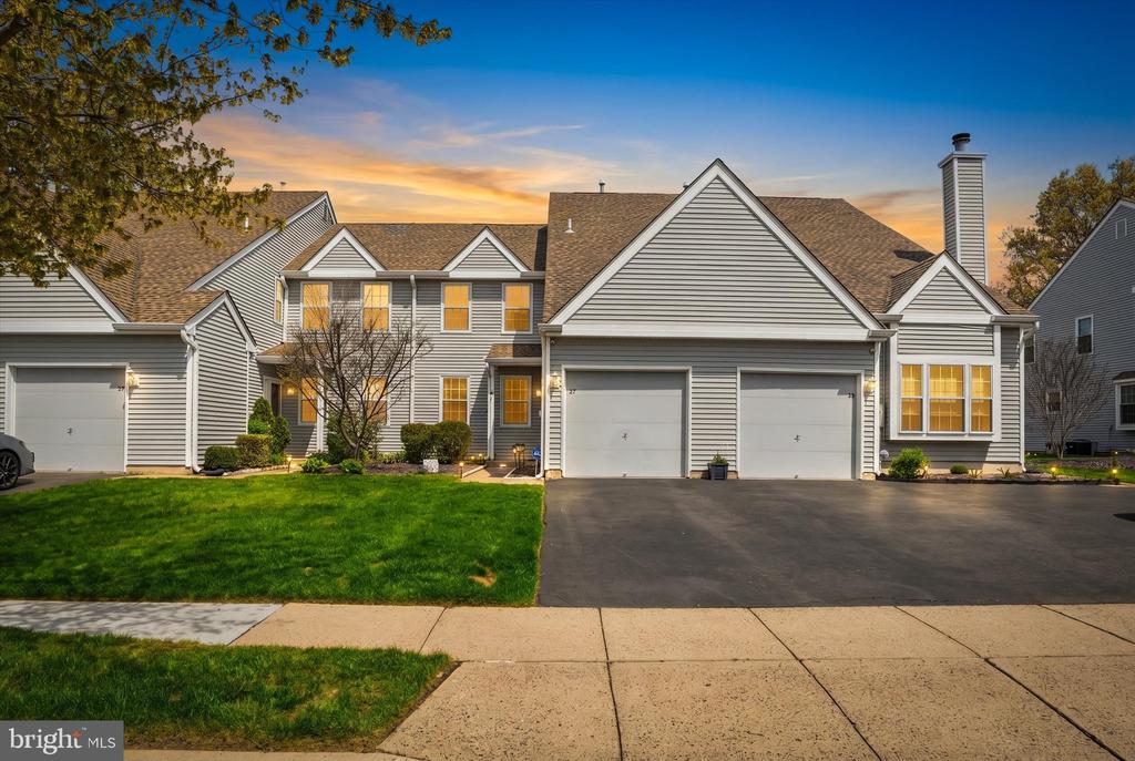 27 ASPEN COURT