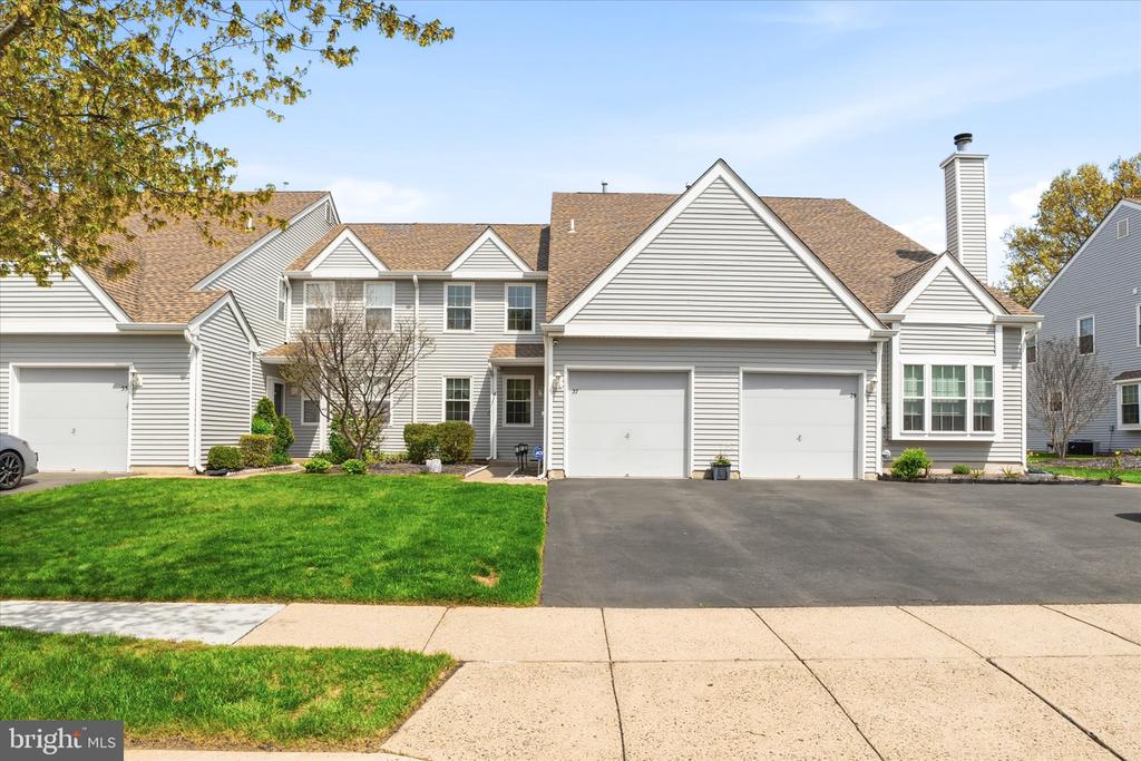 27 ASPEN COURT