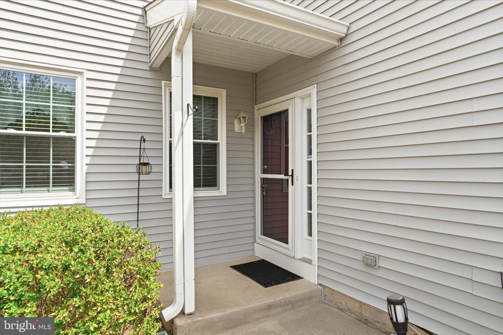 27 ASPEN COURT