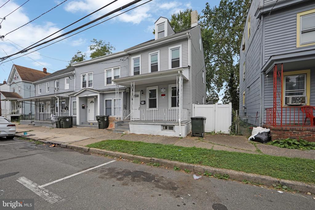 133 E FEDERAL STREET