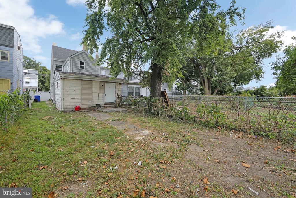133 E FEDERAL STREET