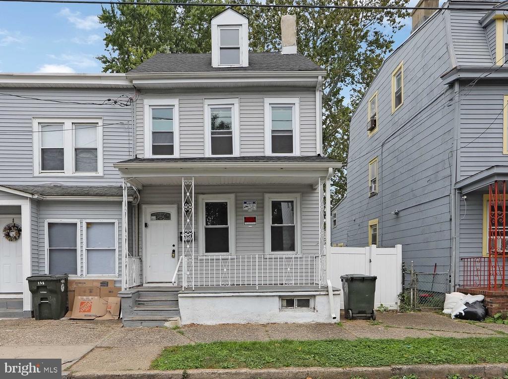 133 E FEDERAL STREET
