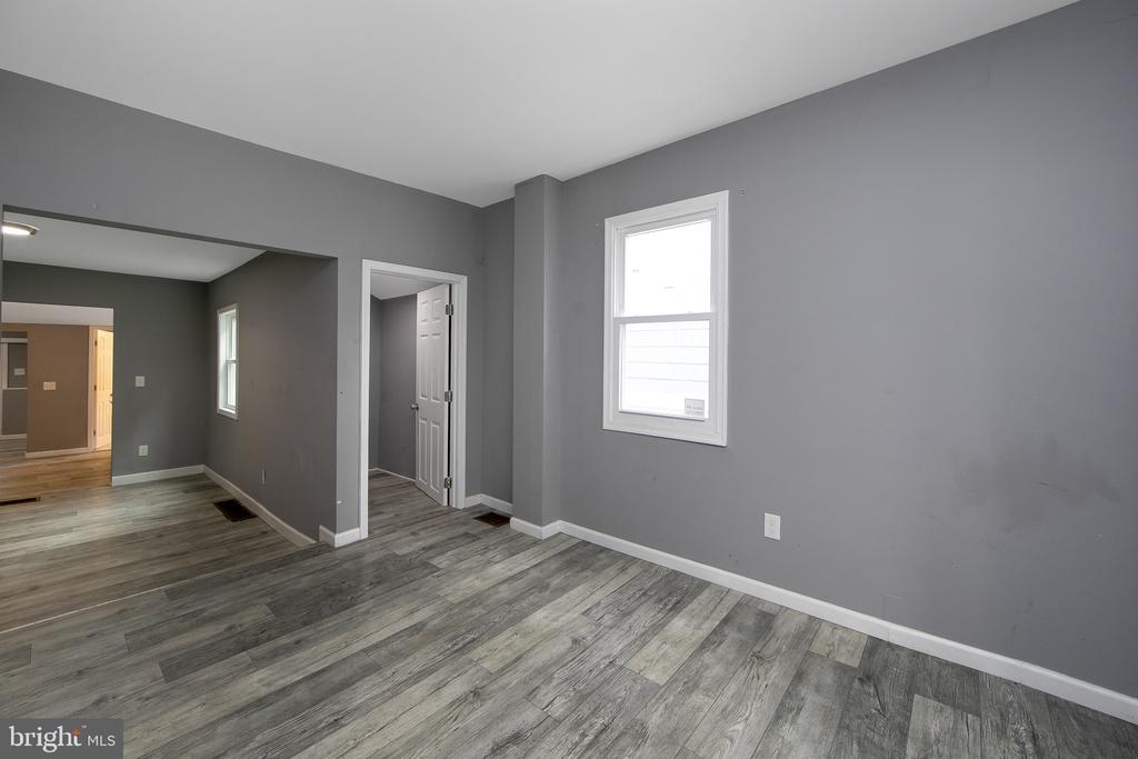 133 E FEDERAL STREET