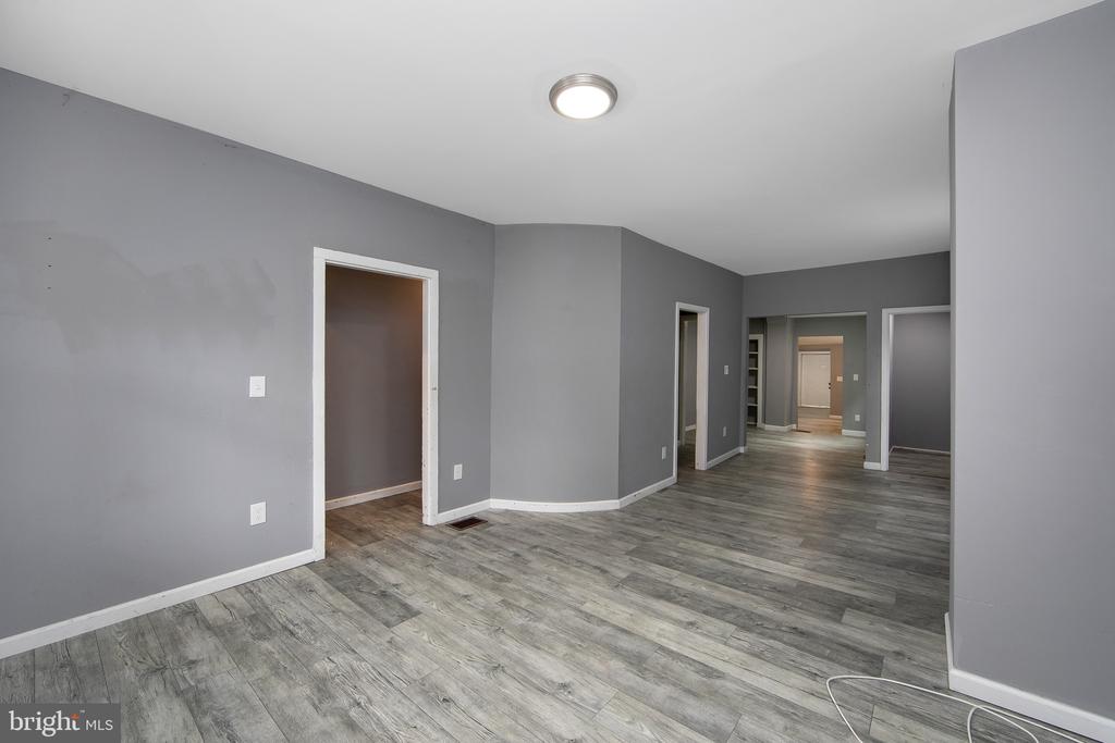 133 E FEDERAL STREET