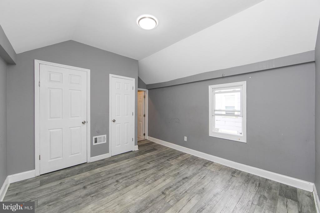 133 E FEDERAL STREET