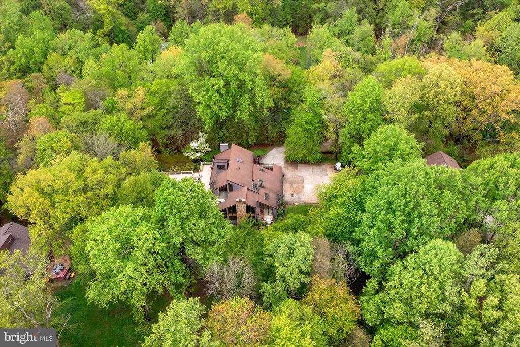 621 HANOVER DRIVE