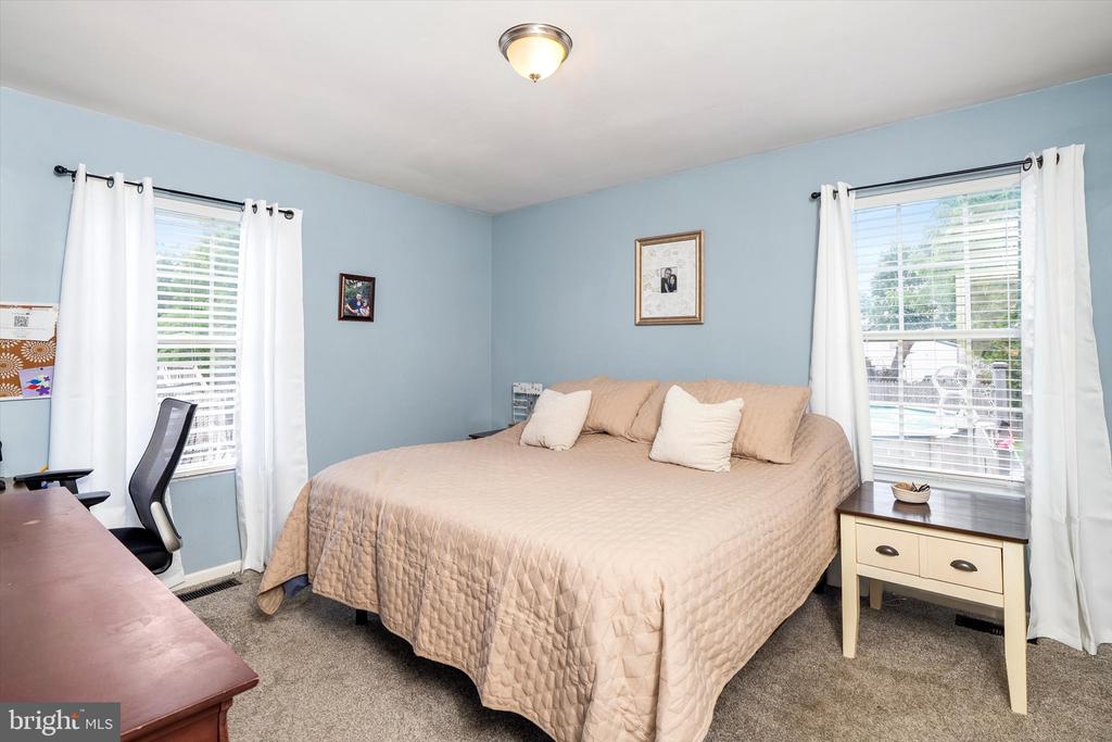 3 NOR LAINE DRIVE