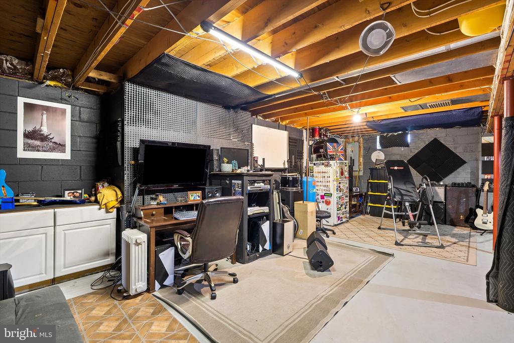 3 NOR LAINE DRIVE