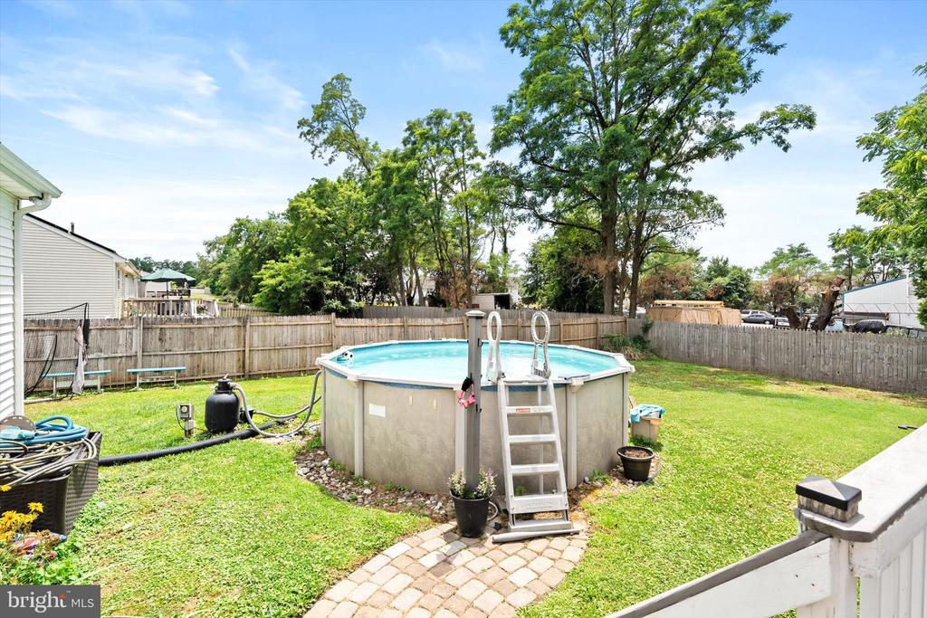 3 NOR LAINE DRIVE