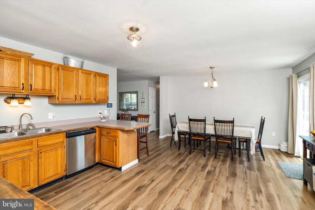 3 NOR LAINE DRIVE