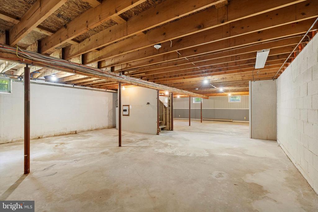 6 ELEANOR DRIVE