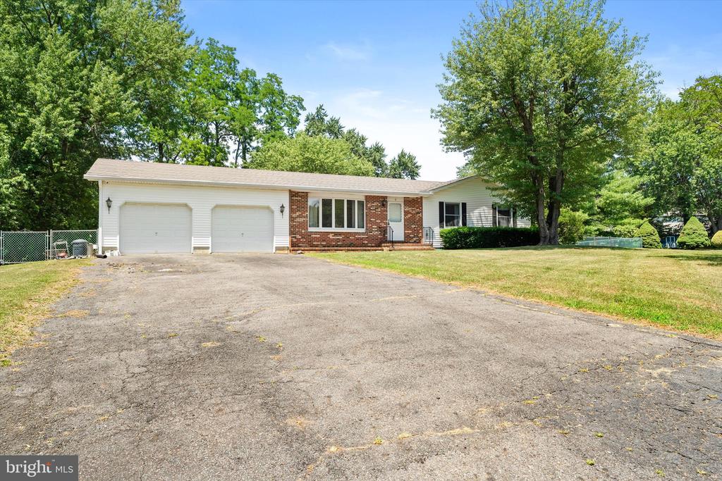 6 ELEANOR DRIVE