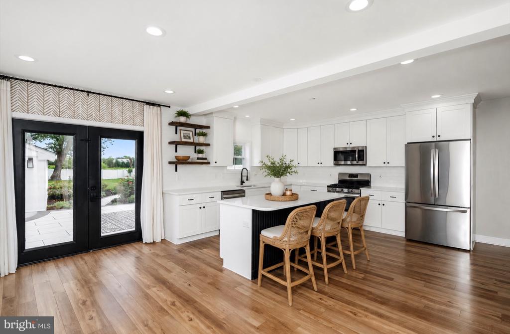25015 MOUNT PLEASANT