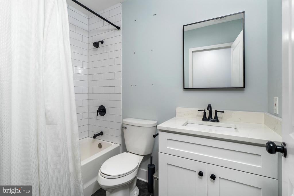 25015 MOUNT PLEASANT